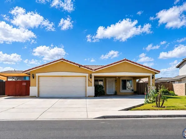 1216 P Montejano St, Calexico, CA 92231