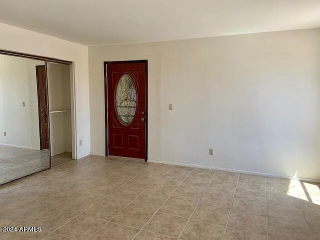 1543 N La Rosa Dr — Photo 10