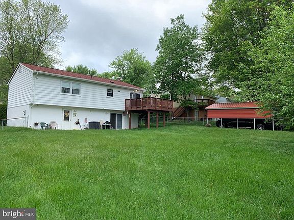 3rd image of 5263 Medwick Ct