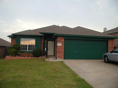1521 Redstone Dr, Fort Worth, TX, 76112