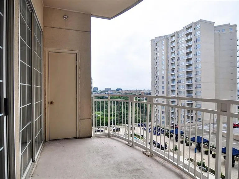 3225 Turtle Creek Blvd #929 — Photo 14