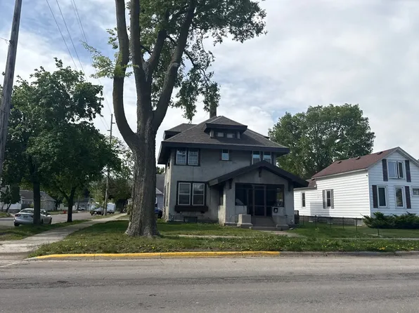 377 E 6th St, Winona, MN 55987