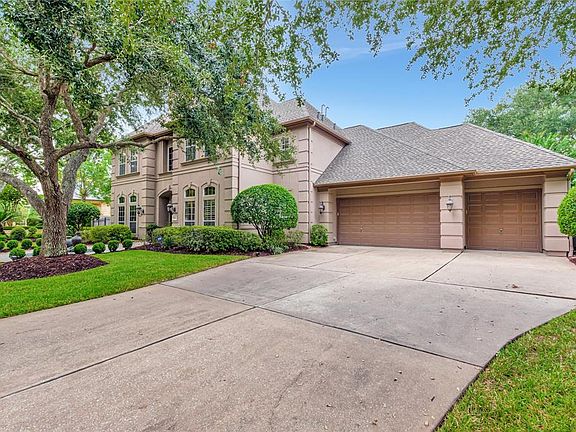 2nd image of 3303 Acorn Wood Way