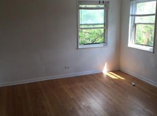 2976 E 78th St, Chicago, IL 60649