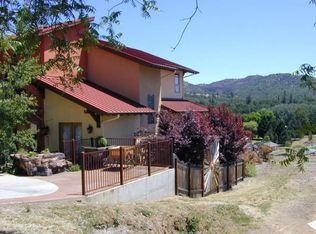 541 Ambrose St, Gold Hill, OR 97525