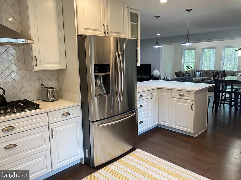 7705 Carrleigh Pkwy — Photo 13