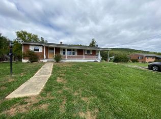 17 Ash Ave, New Castle, VA 24127