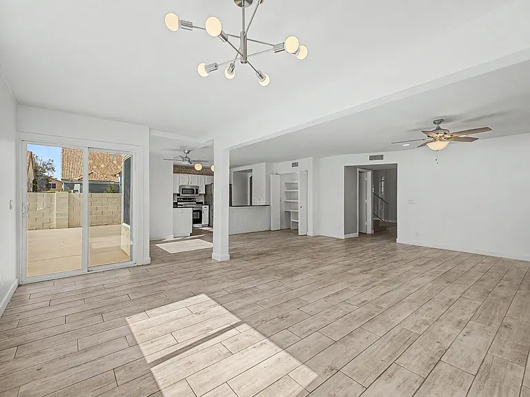 1006 S Tiago Dr — Photo 11