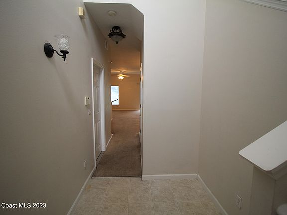 4th image of 2620 Revolution St Unit 101
