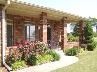 1687 Sunset Ln, Grove, OK 74344
