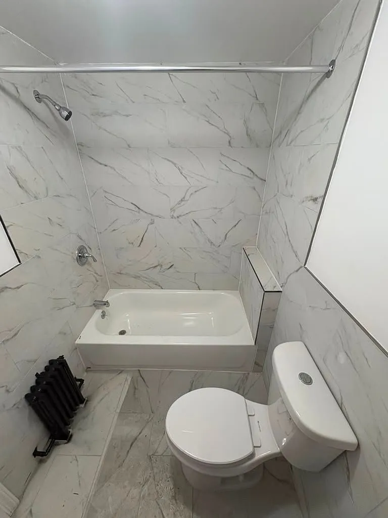 2 bed, 1.0 bath, $2,600 — Photo 4