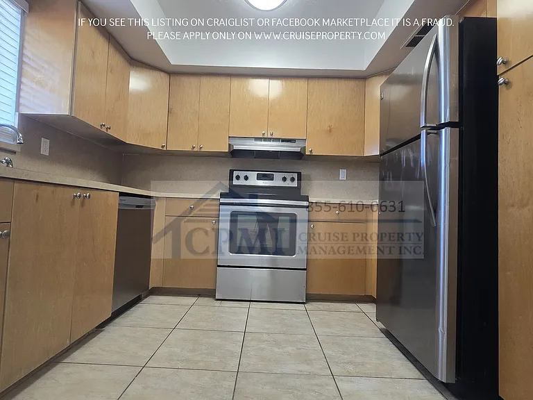 555 S Luna Ct Hollywood, FL 33021 — Photo 16
