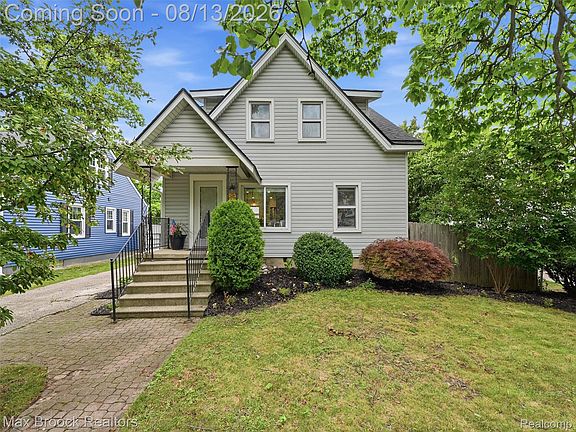 2nd image of 1216 W Windemere Ave
