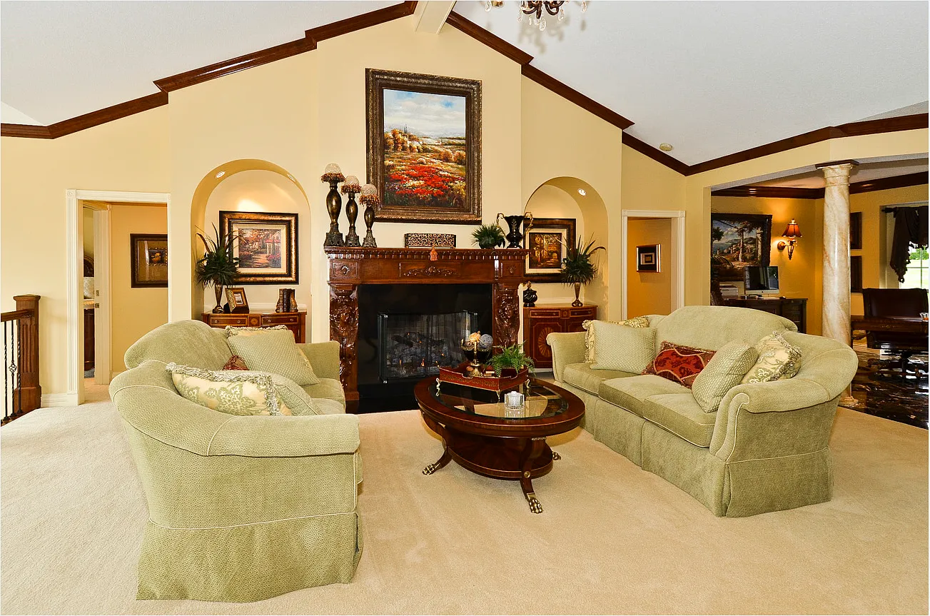 1029 Whitmoor Dr photo 1