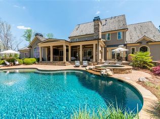 706 Cogdell Rdg, Alpharetta, GA 30009