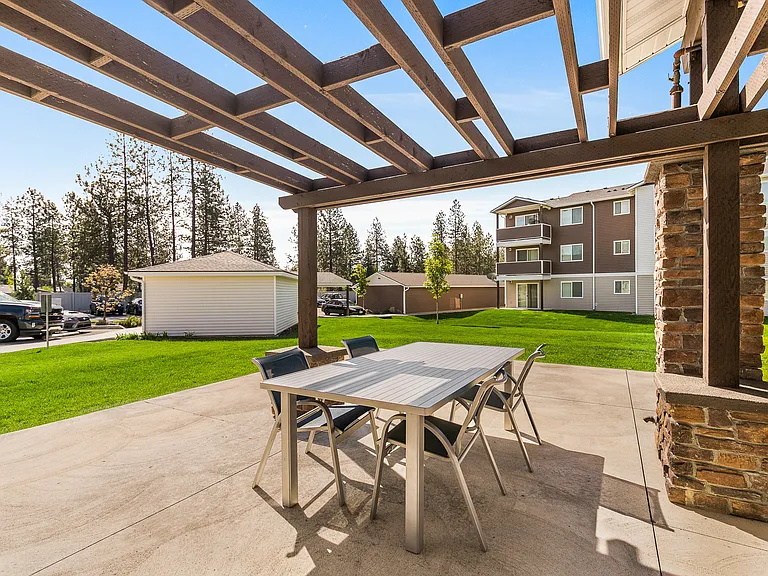 Blue Point Apartments — Photo 11