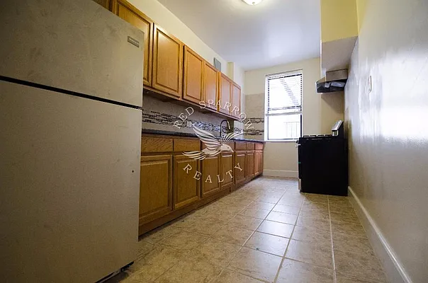 Rented by Red Sparrow Realty Group | media 6