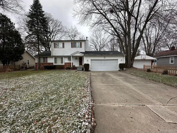 21325 Saint Francis St, Farmington Hills, MI 48336