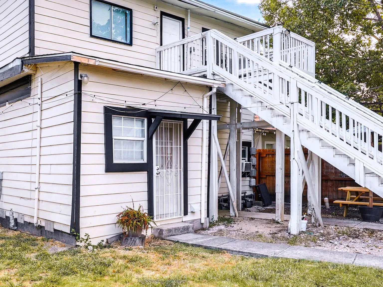 1 bed, 646 sqft, $945 — Photo 3