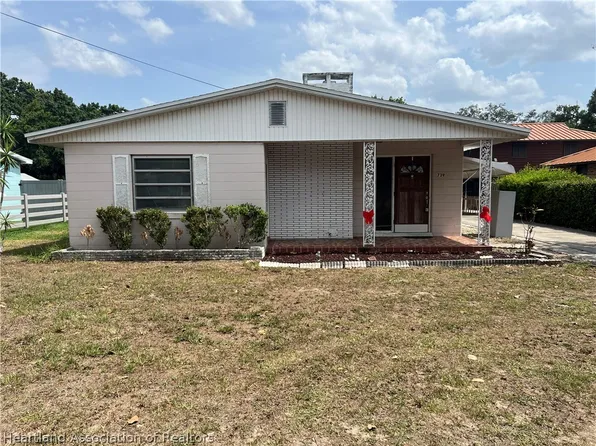 739 Bay St, Sebring, FL 33870