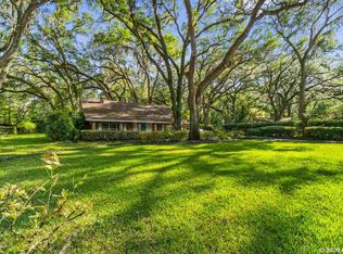 1723 SW 49th Pl, Gainesville, FL 32608