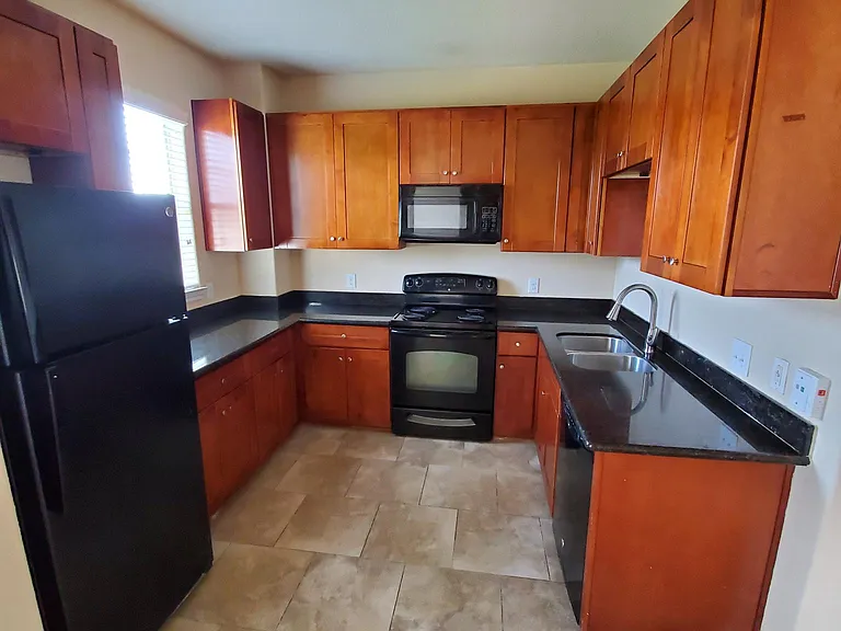 7736 Osakwe St — Photo 28