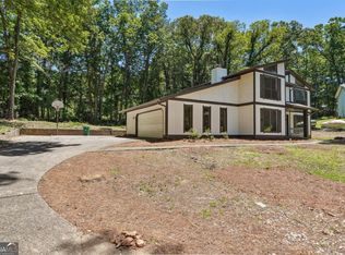 5249 Golf Valley Way, Stone Mountain, GA 30088