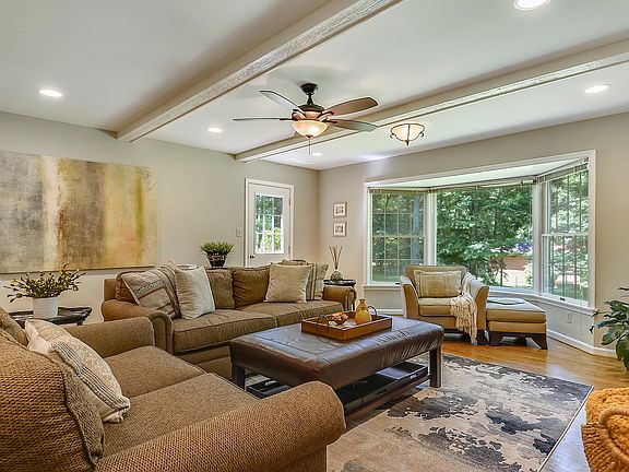 4th image of 11252 Inglish Mill Dr
