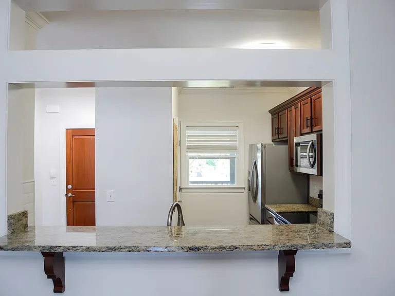 Kitchen bar counter