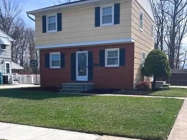 945 Homberg Ave, Baltimore, MD 21221