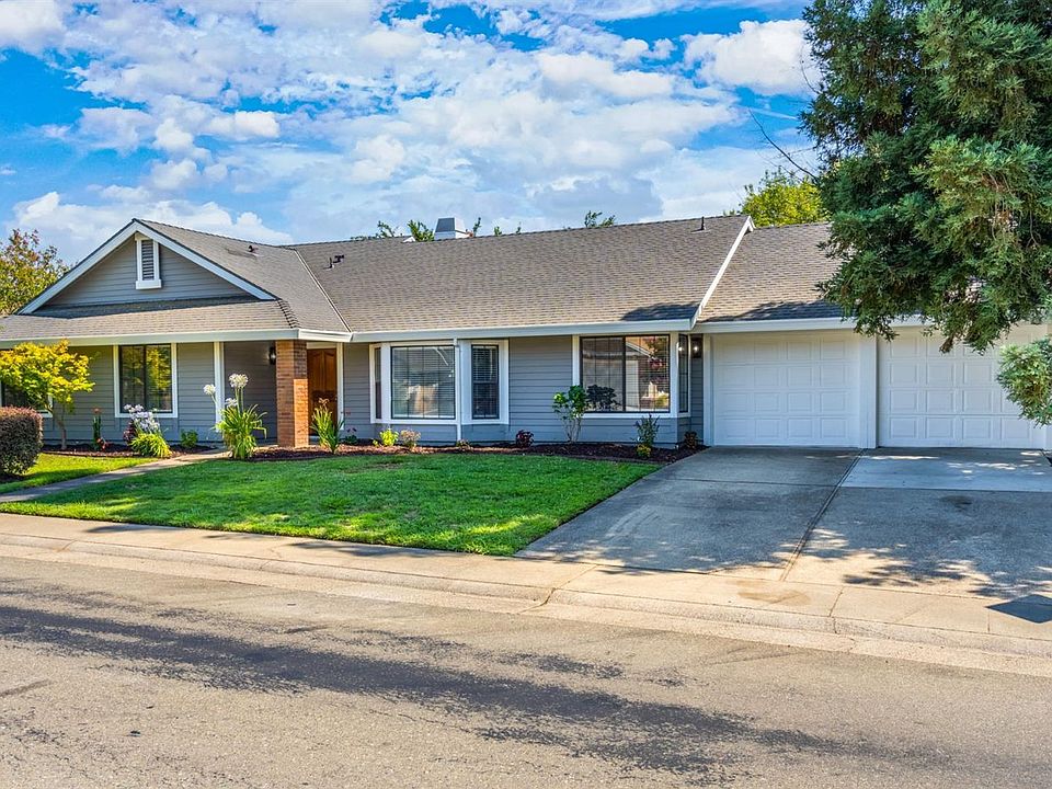 1st image of 1085 Sandringham Way