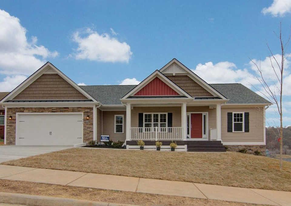 1st image of 305 Savannah Dr NE