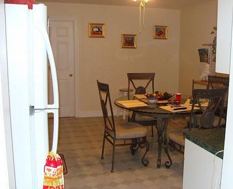 4th image of 159 Essex St APT 1