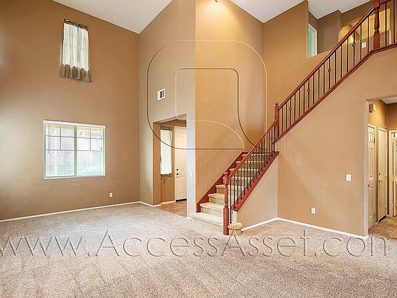 2nd image of 28384 Ware St