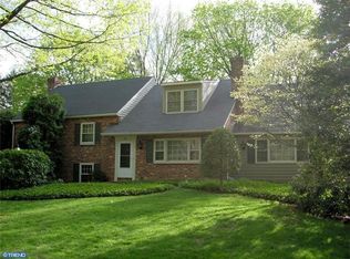 43 Stonehenge Ln, Malvern, PA 19355
