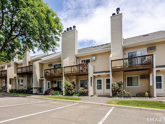 3rd image of 8 Rose Lane #18-10
