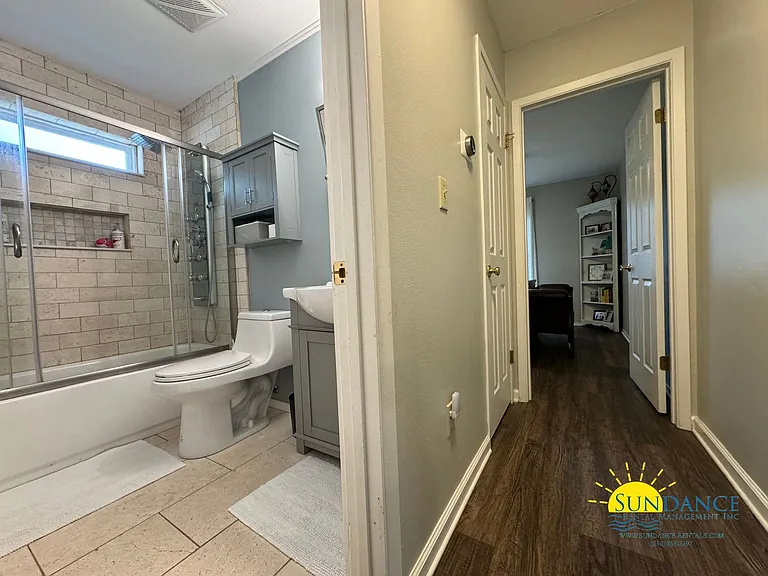 109 Long Pointe Dr — Photo 28