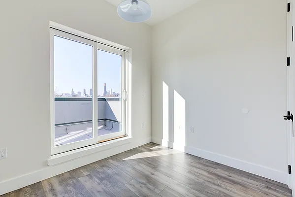 Rented by Spire Group | media 41