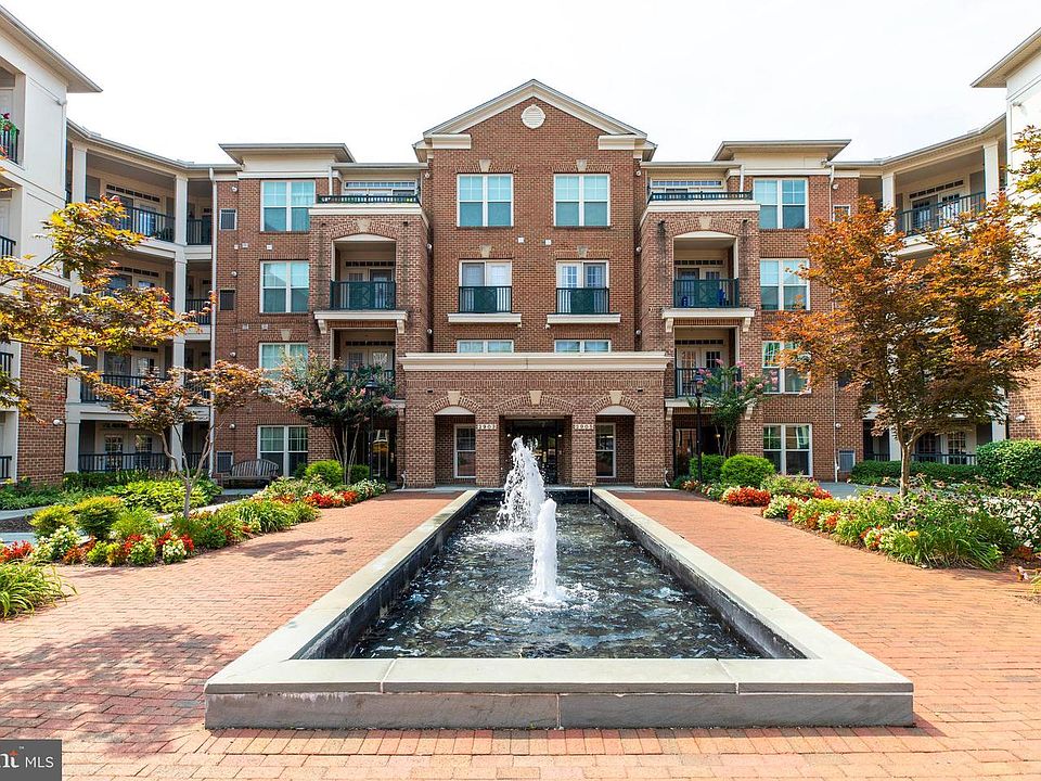 1st image of 2901 Saintsbury Plz APT 206