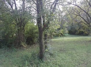 121 Cedar Ln, Carl Junction, MO 64834