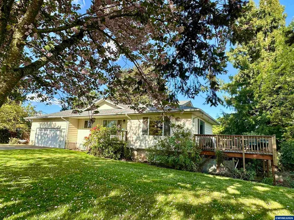 34207 Pennington Ln, Lebanon, OR 97355