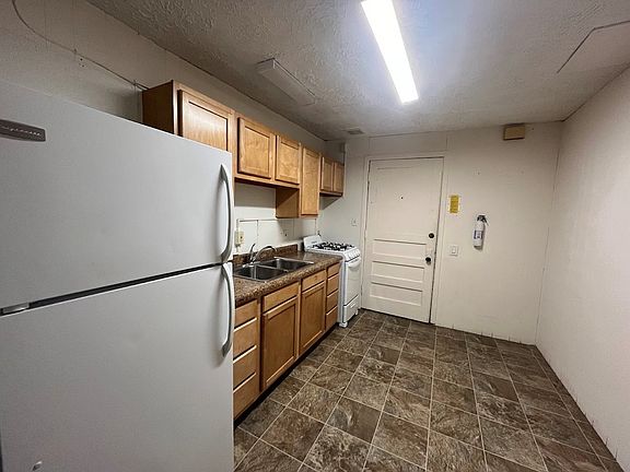 2nd image of 105.5 State St #4