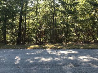 Wickham Ln, Bella Vista, AR 72714