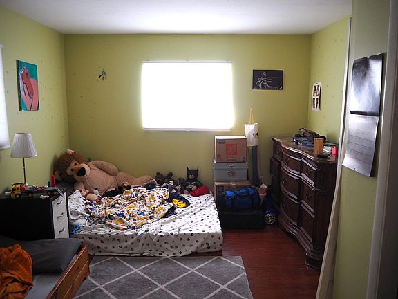 2nd Bedroom