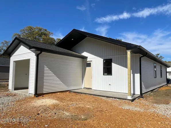 22 Warren St, Paris, TN 38242