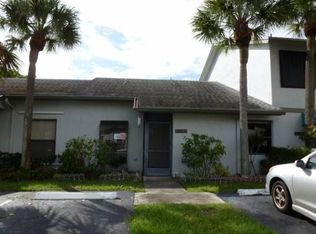 9090 SW 21st St E APT B, Boca Raton, FL 33428