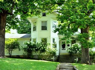 708 Chesapeake St, Ronceverte, WV 24970