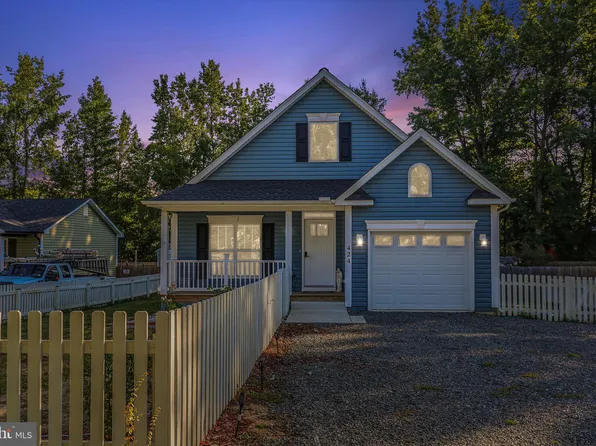 424 Lakeview Dr, Colonial Beach, VA 22443