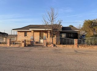 18 Sunrise Rd W, Loving, NM 88256