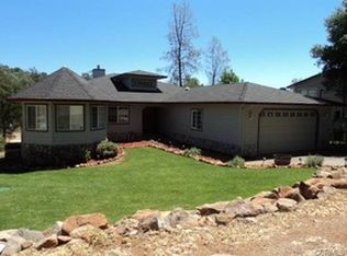 16770 Hawks Hill Rd, Hidden Vl Lk, CA 95467